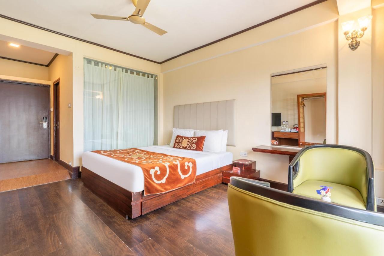 Summit Lillium Hotel & Spa Kalimpong Bagian luar foto