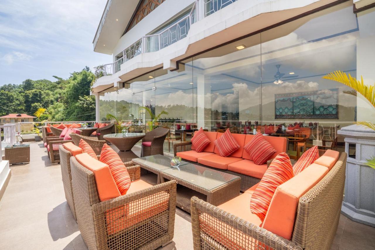 Summit Lillium Hotel & Spa Kalimpong Bagian luar foto