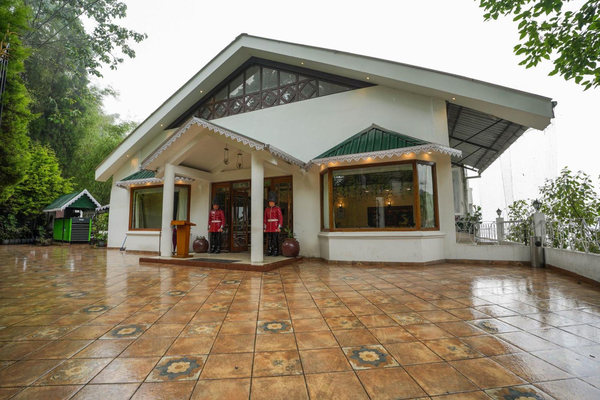 Summit Lillium Hotel & Spa Kalimpong Bagian luar foto